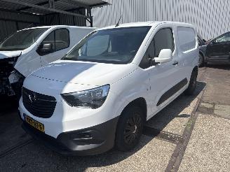  Opel Combo 1.5 D  Edition 2021/6