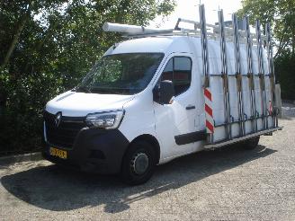 skadebil bedrijf Renault Master MOTOR SLAAT NIET AAN 2.3DCI 150PK 2022/9