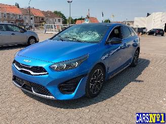 Schadeauto Kia Pro cee d  2022/9