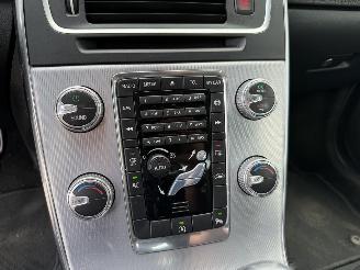 Volvo S-60 2.0 D2 picture 18