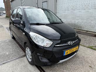 uszkodzony samochody osobowe Hyundai I-10 1.0 i-Drive Cool 2014/2