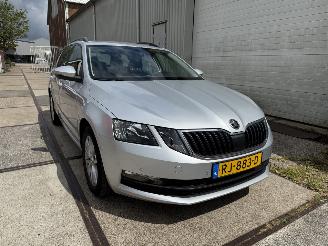 Unfallwagen Skoda Octavia 1.0 TSI Ambition Business 2018/1