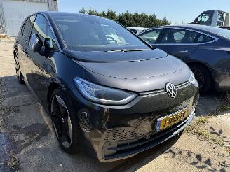 Schadeauto Volkswagen ID.3 58 kWh First Plus Panoramadak 2020/11