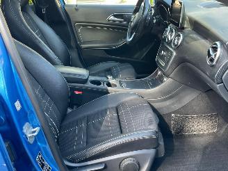 Mercedes A-klasse 250 4MATIC URBAN PANO NAVI PDC picture 11