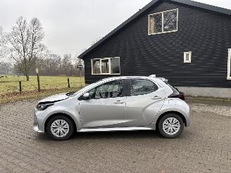 Toyota Yaris AUTOMAAT 1.5 HYBRIDE CLIMA CAMERA B.J 07-2022 picture 7