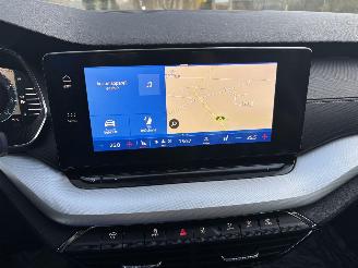 Skoda Octavia AUTOMAAT HYBRIDE NAVI CLIMA VIRT DASH CAMERA TREKHAAK LED B.J 12-2024 picture 16