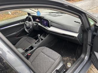 Volkswagen Golf 8 TSI NAVI CLIMA CAMERA VIRT DASH PDC PRIVACY GLASS B.J 2023 picture 18