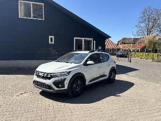 krockskadad bil auto Dacia Sandero STEPWAY AIRCO CAMERA PDC APP B.J 03-2025 2025/3