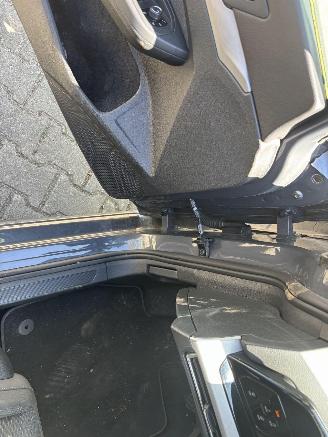 Volkswagen Golf 8 TSI NAVI CLIMA CAMERA VIRT DASH PDC PRIVACY GLASS B.J 2023 picture 11