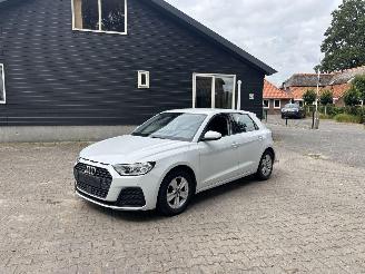 Vaurioauto  passenger cars Audi A1 TFSI 95 PK VIRT DASH AIRCO PDC B.J 2023 LICHTE SCHROEFSCHADE 2023/3