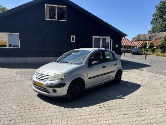 Schadeauto Citroën C3 1.4 Ambiance 5-drs Stuurber Elec pakket Trekhaak B.J 2003 Apk april 2027 doffe lak 2003/4