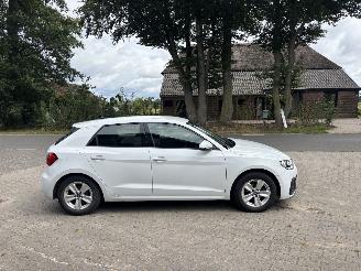 Audi A1 TFSI VIRT DASH AIRCO PDC B.J 2023 LICHTE SCHROEFSCHADE picture 5
