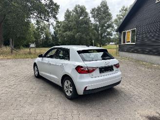Audi A1 TFSI VIRT DASH AIRCO PDC B.J 2023 LICHTE SCHROEFSCHADE picture 4
