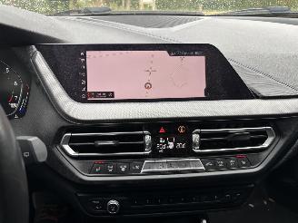 BMW 1-serie 118 M SPORT 6 BAK NAVI CLIMA CAMERA PDC LED B.J 2020 picture 15