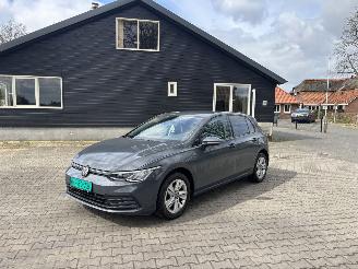 Schadeauto Volkswagen Golf 8 TSI 110 PK NAVI CLIMA VIRT DASH PDC CRUISE B.J 10-2020 2020/10