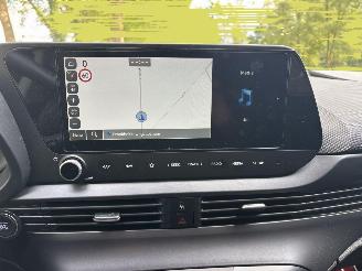 Hyundai I-20 AUTOMAAT 100 PK PREMIUM SPORT BOSE NAVI CLIMA CAMERA LED B.J 12-2024 picture 13