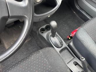 Daihatsu Sirion  picture 15