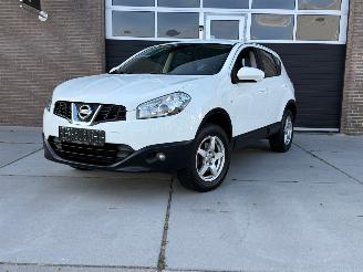Unfallwagen Nissan Qashqai 1.6 Visia / Cruise Control / Trekhaak / PDC / Elek Ramen / Bluetooth / Climate Control / Inkalp.Spiegels / 2011/3
