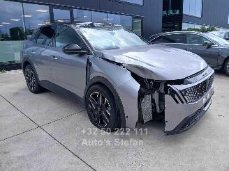 Damaged car Peugeot 3008  2025/7
