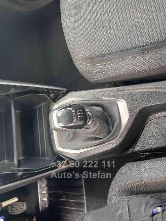 Peugeot 2008 STYLE picture 29