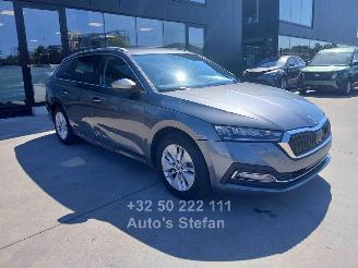 Voiture accidenté Skoda Octavia AMBITION 2024/7