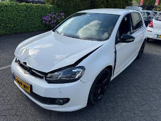 krockskadad bil auto Volkswagen Golf 1.4 TSI 160PK 2011/3