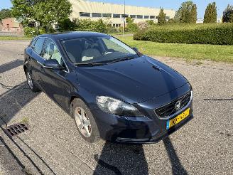 Volvo V-40 V40 2.0 D3 Kinetic picture 2