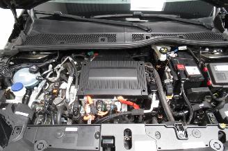 Peugeot 208 GT LINE picture 21