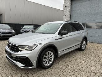 krockskadad bil auto Volkswagen Tiguan Vw Tiguan 2.0d dsg R Line 2020 2020/10