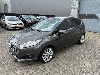 Vaurioauto  passenger cars Ford Fiesta FORD FIESTA 1.0I AUTOMAAT 2016 2016/5