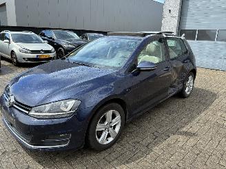Unfallwagen Volkswagen Golf VW GOLF 7 1.6TDI 2016 2016/5