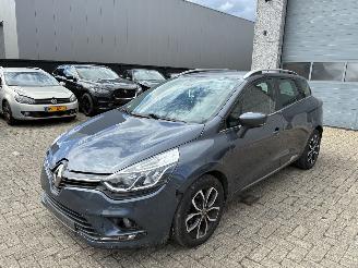 Schadeauto Renault Clio RENAULT CLIO 1.5D 2019 2019/1