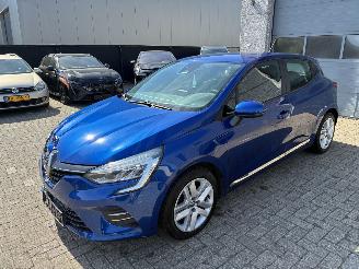 Unfallwagen Renault Clio RENAULT CLIO 1.5D 2022 2022/6