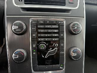 Volvo S-60 2.0 D3 picture 17