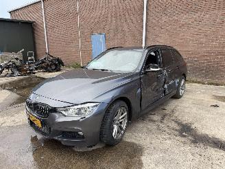 Schadeauto BMW 3-serie 320d M AUTOMAAT 2018/1