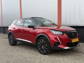 Schadeauto Peugeot 2008 1.2 PureTech GT Pack NAP 2021/1
