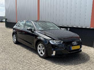 krockskadad bil auto Audi A3 1.0 TFSI SPORTBACK 2017/1