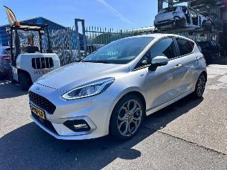 Schadeauto Ford Fiesta 1.0 ST LINE / VOLLE AUTO / EcoBoost 2020/12