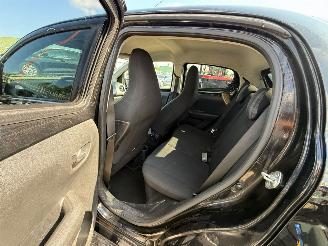 Peugeot 108 1.0 AUTOMAAT picture 8