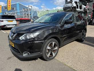 Schadeauto Nissan Qashqai 1.2 N-VISION 2017/1