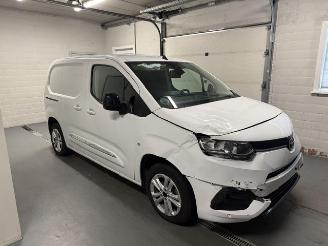 Voiture accidenté Toyota ProAce  2023/6
