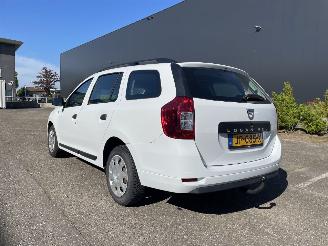 krockskadad bil auto Dacia Logan 0.9 66kw 2016/6
