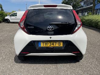 Coche accidentado Toyota Aygo 5drs airco 2018/8