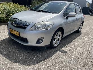 Voiture accidenté Toyota Auris 1.8 hybrid 2011/8