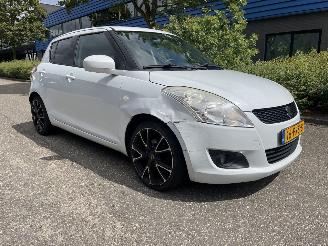 Unfallwagen Suzuki Swift 1.2 5drs clima 2011/5