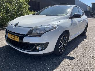 Coche accidentado Renault Mégane 1.5 dci 110 2012/10