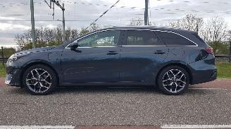 Kia Ceed 1.6GDi PHEV 77KW picture 2