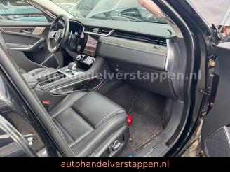 Jaguar F-Pace S P400e AWD Plug-In Hybrid picture 20