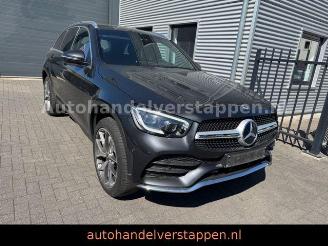Schadeauto Mercedes GLC 300 de 4Matic AMG 225KW 20'' 2021/9