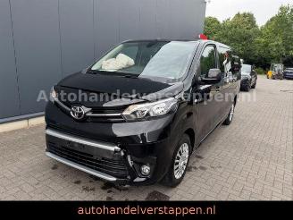 Voiture accidenté Toyota ProAce L2 Kasten Comfort 106 kW D-4D KAT 2023/12